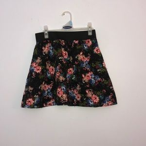 stretchy mini skirt